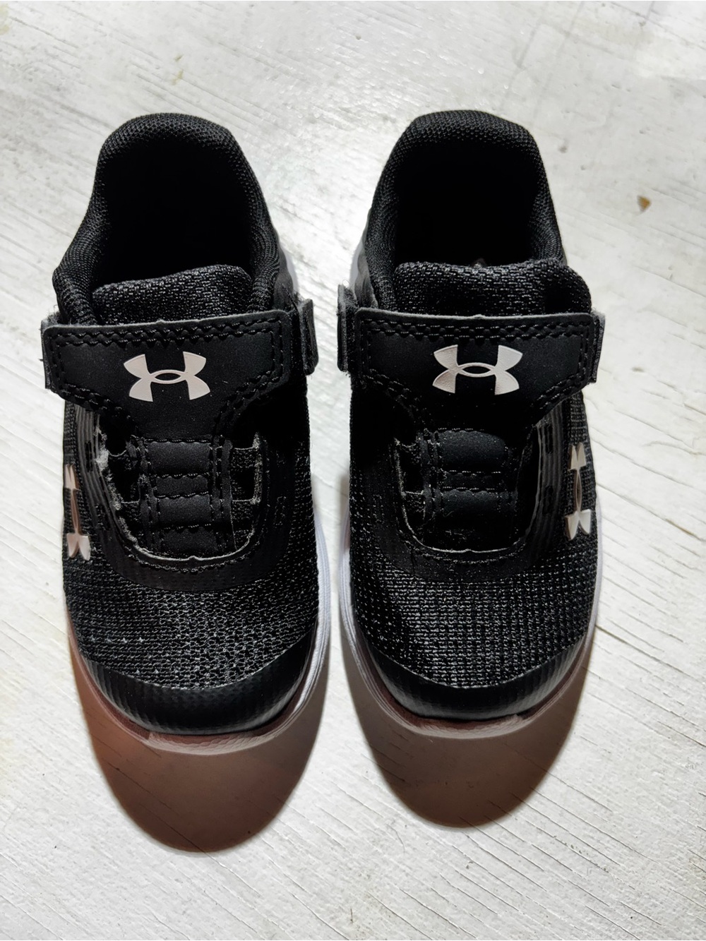 Under Armour Kids Black and White Hook-and-Loop Athletic Sneakers
